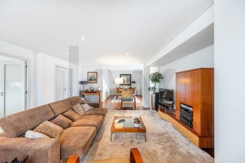 Apartamento T3 com terraço 100 mt2 Antas