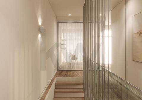 Apartamento T2+1 renovado com terraço no Bonfim, Porto