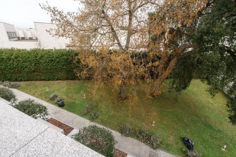 Moradia T4, Varandas, Jardim, 3 Lug. Garagem, Zona da Vilarinha (Porto)