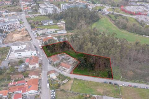 Terreno com PIP Aprovado para 8 Moradias na Maia – Oportunidade de Investimento