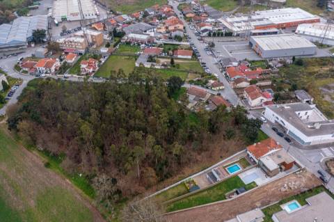 Terreno com PIP Aprovado para 8 Moradias na Maia – Oportunidade de Investimento