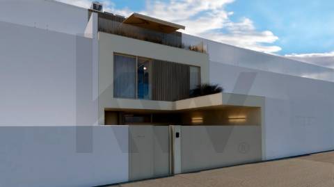 Moradia T3 a 200m praia – Para quem pretende na tranquilidade o seu estilo de vida