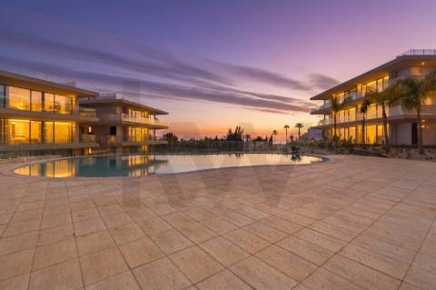 Carvoeiro: Vários apartamentos (T2, T3 e T4) em resort com rendimento (Rental Pool)
