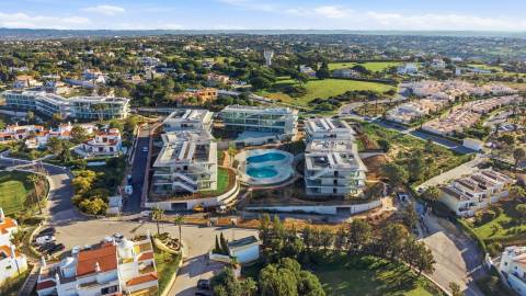 Carvoeiro: Vários apartamentos (T2, T3 e T4) em resort com rendimento (Rental Pool)