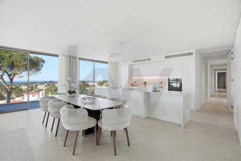 Carvoeiro: Vários apartamentos (T2, T3 e T4) em resort com rendimento (Rental Pool)