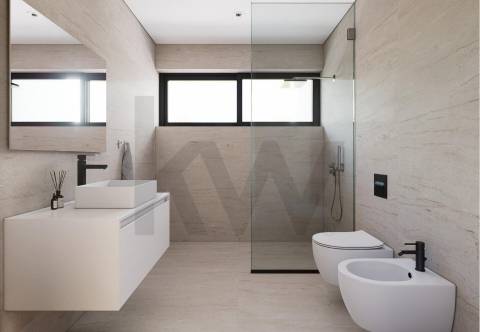 Moradia T3 | Condomínio Fechado | Piscina - Jardim | Box duas Viaturas | Gondomar