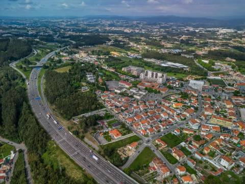 TERRENO - 2.005 m2 - Rua Belos Ares - Carvalhos - V.N.Gaia