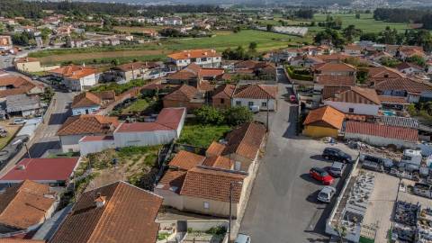 Moradia para Recuperar em Outeiro do Sino - Fradelos - Vila Nova de Famalicão