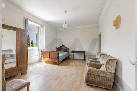 Moradia T3+1 em Pedra para Reabilitação | Riba de Âncora – Caminha
