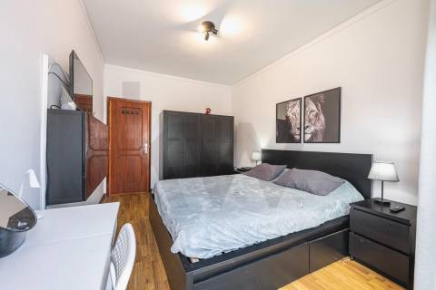 Andar Moradia T2 Renovado com Garagem - Rio Tinto, Gondomar