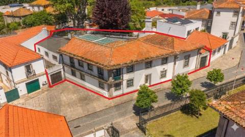 Ed. Histórico completo, ao Senhor de Matosinhos, para reabilitação (para Serviços ou Habitação)