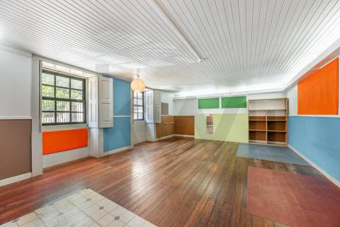 Ed. Histórico completo, ao Senhor de Matosinhos, para reabilitação (para Serviços ou Habitação)