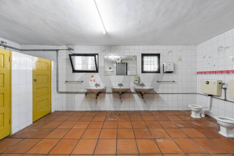 Ed. Histórico completo, ao Senhor de Matosinhos, para reabilitação (para Serviços ou Habitação)