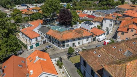 Ed. Histórico completo, ao Senhor de Matosinhos, para reabilitação (para Serviços ou Habitação)