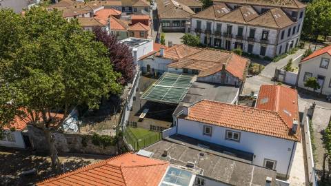 Ed. Histórico completo, ao Senhor de Matosinhos, para reabilitação (para Serviços ou Habitação)