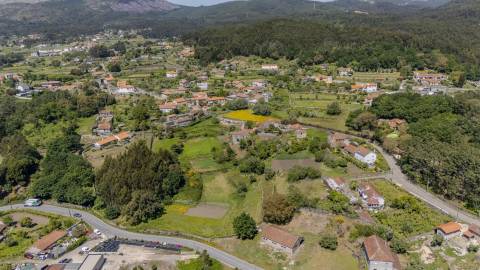 Terreno de 1.200 m² com excelente exposição solar em Riba de Âncora, CaminhaDescrição do imóvel