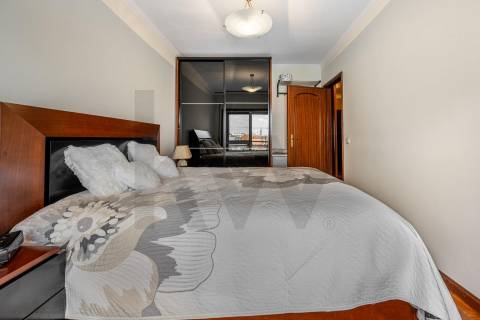Apartamento T3 tranquilo e central - Varandas, Elevador e Garagem - Santa Marinha,  Gaia