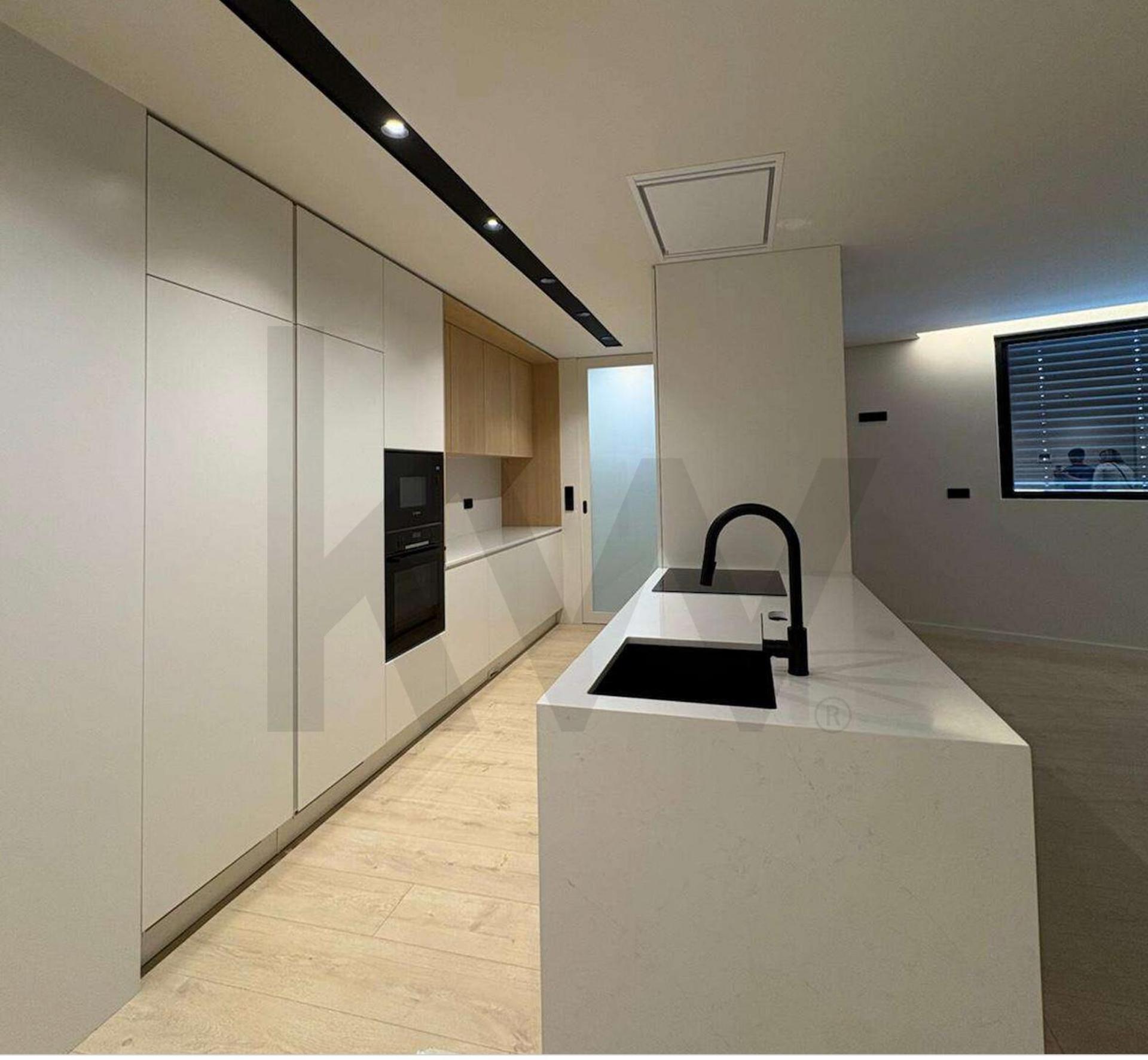 Apartamento T2 com três frentes | Grande Terraço com 152,45m2 | São Cosme - Gondomar
