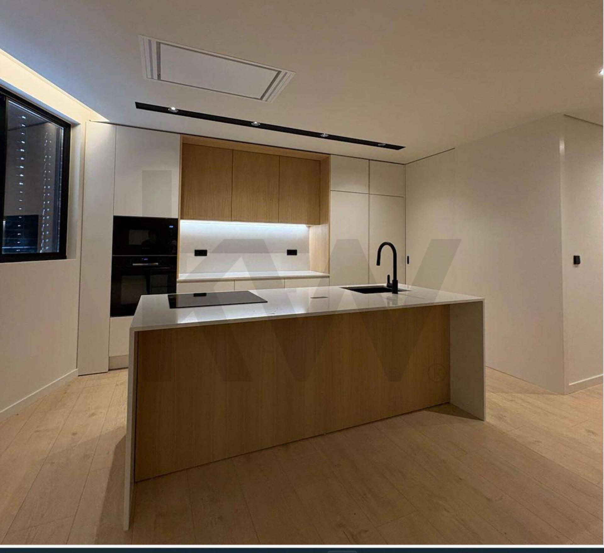 Apartamento T2 com três frentes | Grande Terraço com 152,45m2 | São Cosme - Gondomar