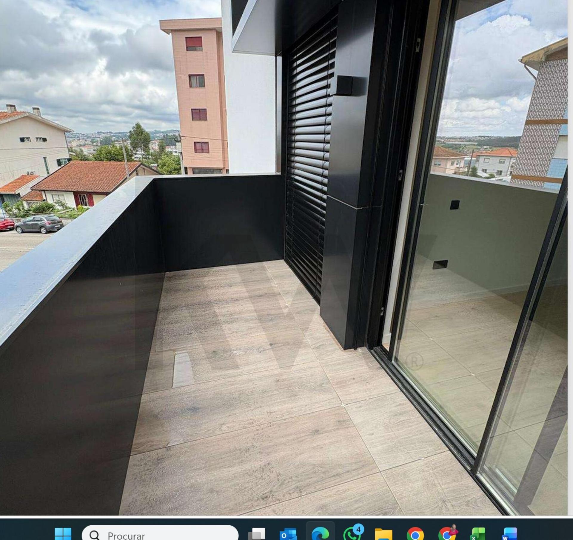 Apartamento T4 com quatro frentes | Piso Exclusivo | Box duas viaturas | Gondomar