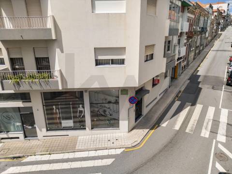 Apartamento T2+1 Completamente Renovado Rua do Bonjardim - Porto Centro