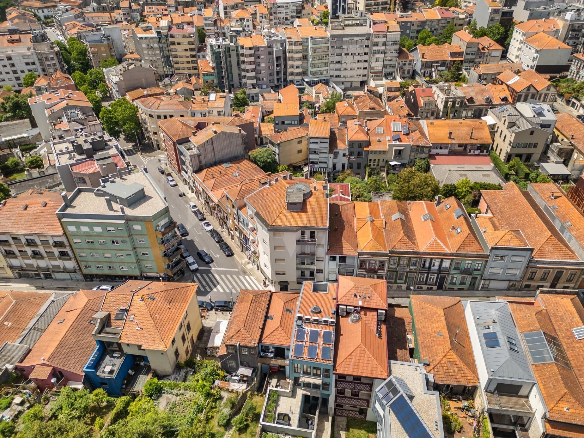 Apartamento T2+1 Completamente Renovado Rua do Bonjardim - Porto Centro