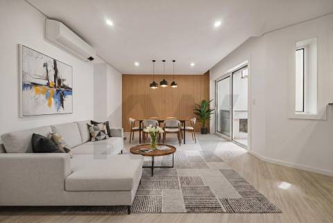Apartamento T2+1 Completamente Renovado Rua do Bonjardim - Porto Centro