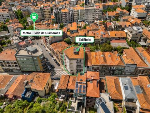 Apartamento T2+1 Completamente Renovado Rua do Bonjardim - Porto Centro