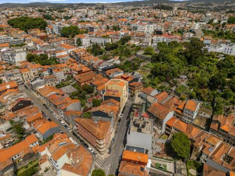 Apartamento T2+1 Completamente Renovado Rua do Bonjardim - Porto Centro