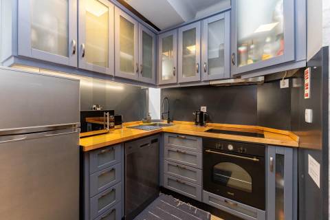 Apartamento T1 em Matosinhos Sul, atualmente em Alojamento Local, junto à praia e ao metro