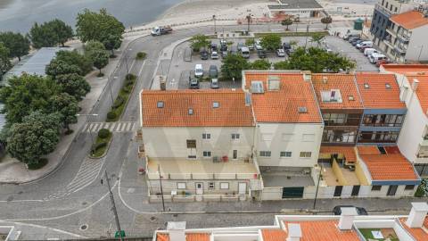 Apartamento T2 + Estúdio T1 em frente ao mar  - Vila Praia de Âncora