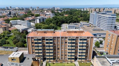 T4 em Ramalde – Prelada | Excelentes Áreas | 3 Varandas | Ótima Localização