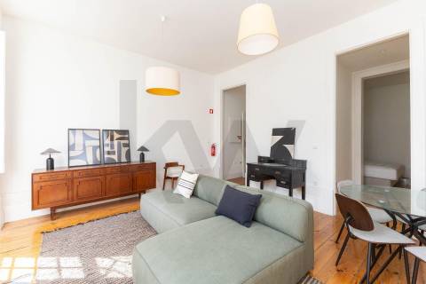 Apartamento  T0+1 -Edifício Histórico com Licença AL em Cedofeita -Localização Premium 