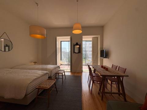 Apartamento  T0+1 -Edifício Histórico com Licença AL em Cedofeita -Localização Premium 