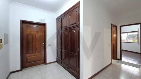 Apartamento T2 com Garagem e Arrumos, Elevador, CABEÇA SANTA, PENAFIEL