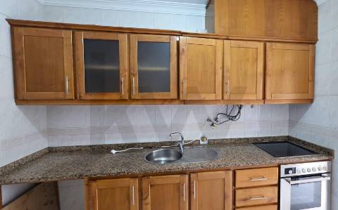 Apartamento T2 com Garagem e Arrumos, Elevador, CABEÇA SANTA, PENAFIEL