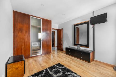 Apartamento T3 com terraço privativo - Vila Praia de Âncora