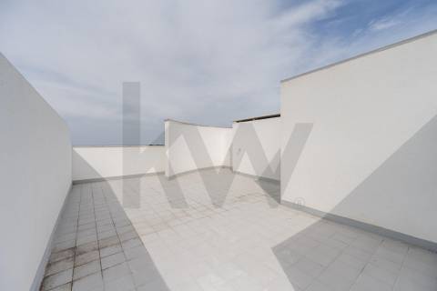 Apartamento T3 com terraço privativo - Vila Praia de Âncora