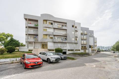 Apartamento T3 com terraço privativo - Vila Praia de Âncora