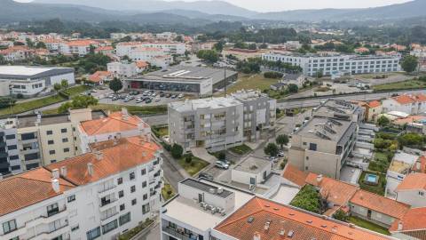 Apartamento T3 com terraço privativo - Vila Praia de Âncora