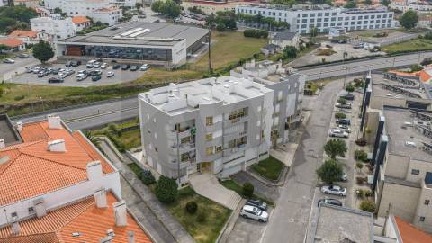 Apartamento T3 com terraço privativo - Vila Praia de Âncora