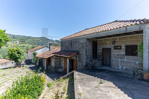 Moradias de charme em Baião Douro Vinhateiro