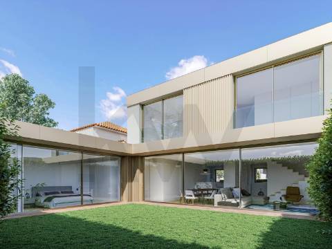 Moradia com 4 suites nova no Bairro de António Aroso