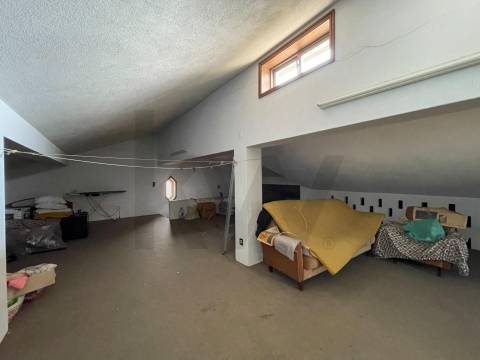 Moradia T3 com logradouro em Casal Novo, Oliveira de Azeméis