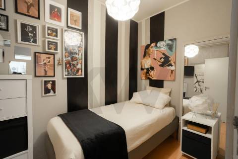**Apartamento T1+1 com garagem na Senhora da Hora, Matosinhos**