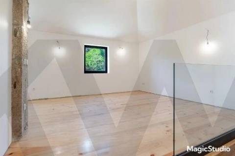Propriedade Exclusiva em Matosinhos: A Moradia dos Seus Sonhos com Projeto Aprovado