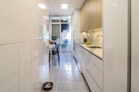 Apartamento T2, Leça da Palmeira, Matosinhos