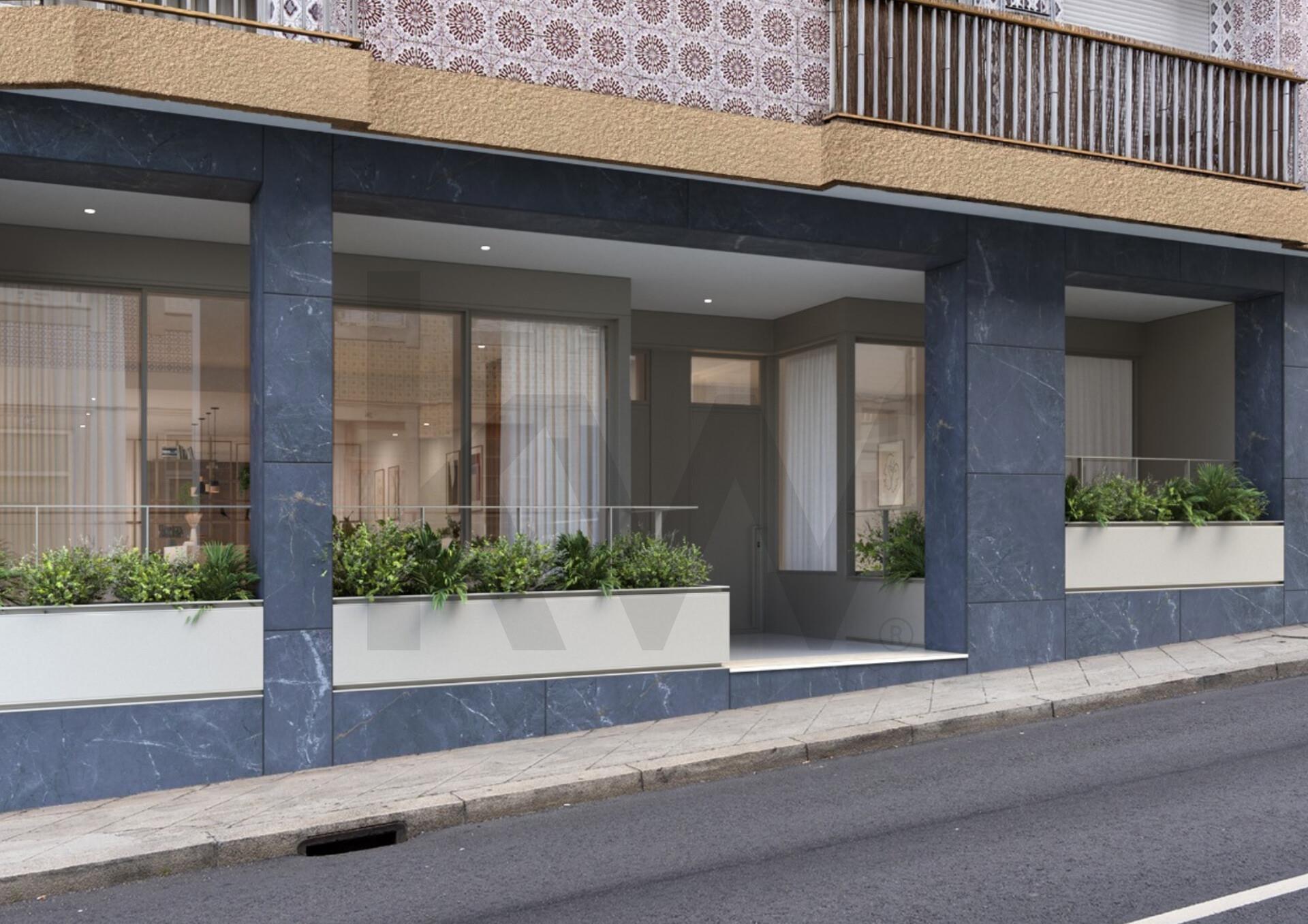 Espaço comercial para conversão em duas frações em Campo 24 de Agosto, Porto