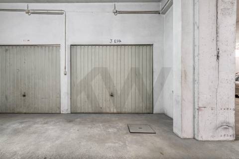 Apartamento T3 com Garagem Fechada e Arrumos em São Vítor, Braga