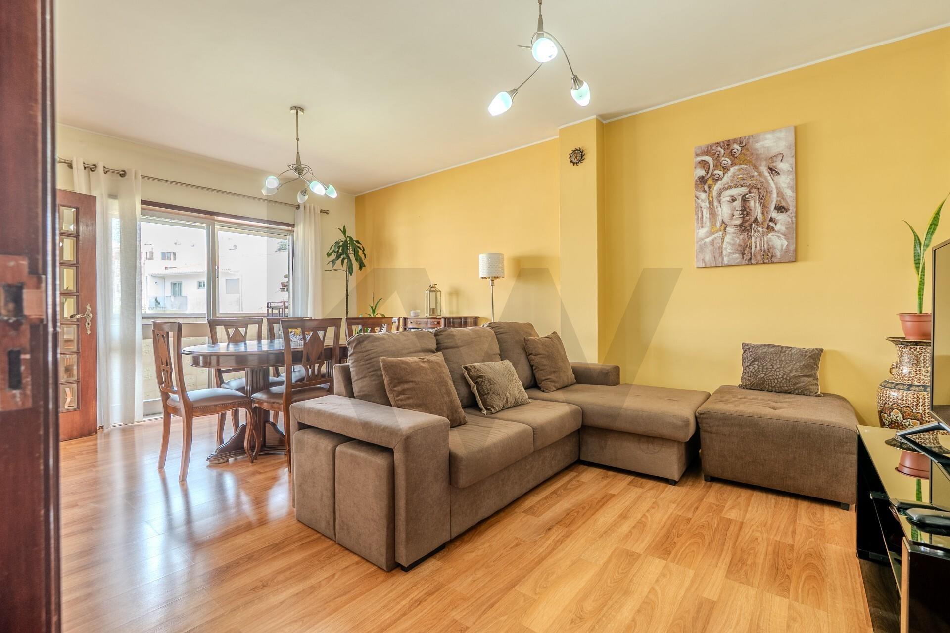 Apartamento T2+1 | Varandas | Lugar de garagem | Centro da Maia